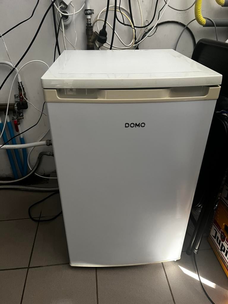 A vendre petit frigo DOMO, Electroménager, Enlèvement, Comme neuf