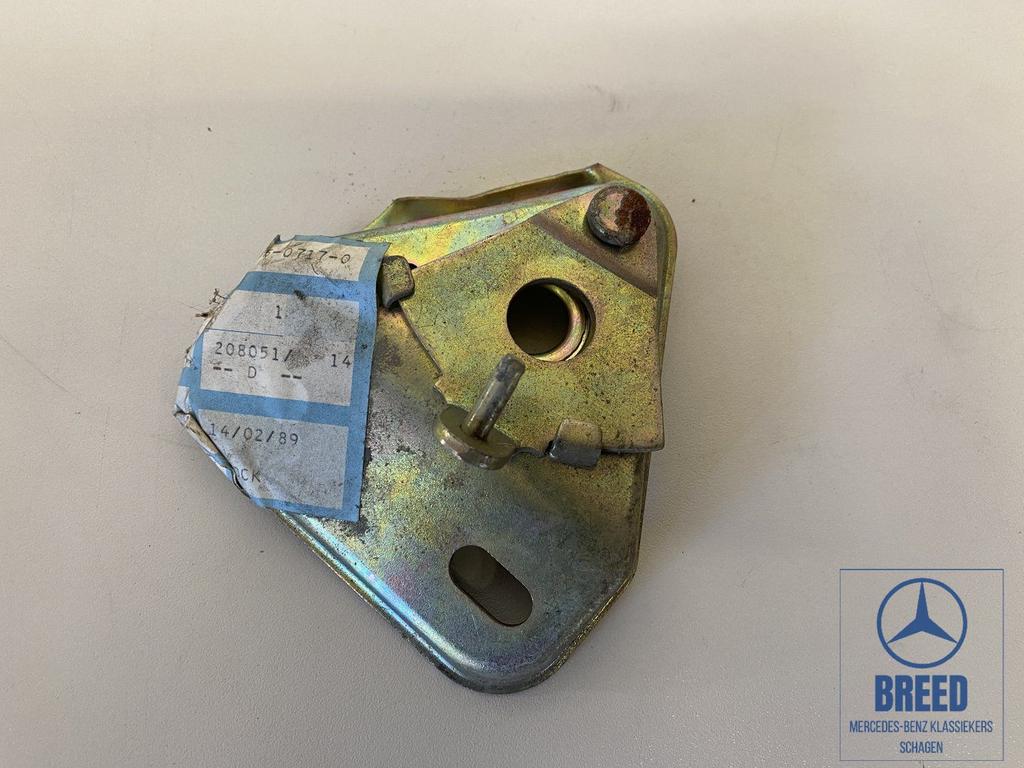 NOS motorkapslot voor Mercedes-Benz W601 W602 W611 T1 TN, -, Nieuw, Ophalen of Verzenden, -
