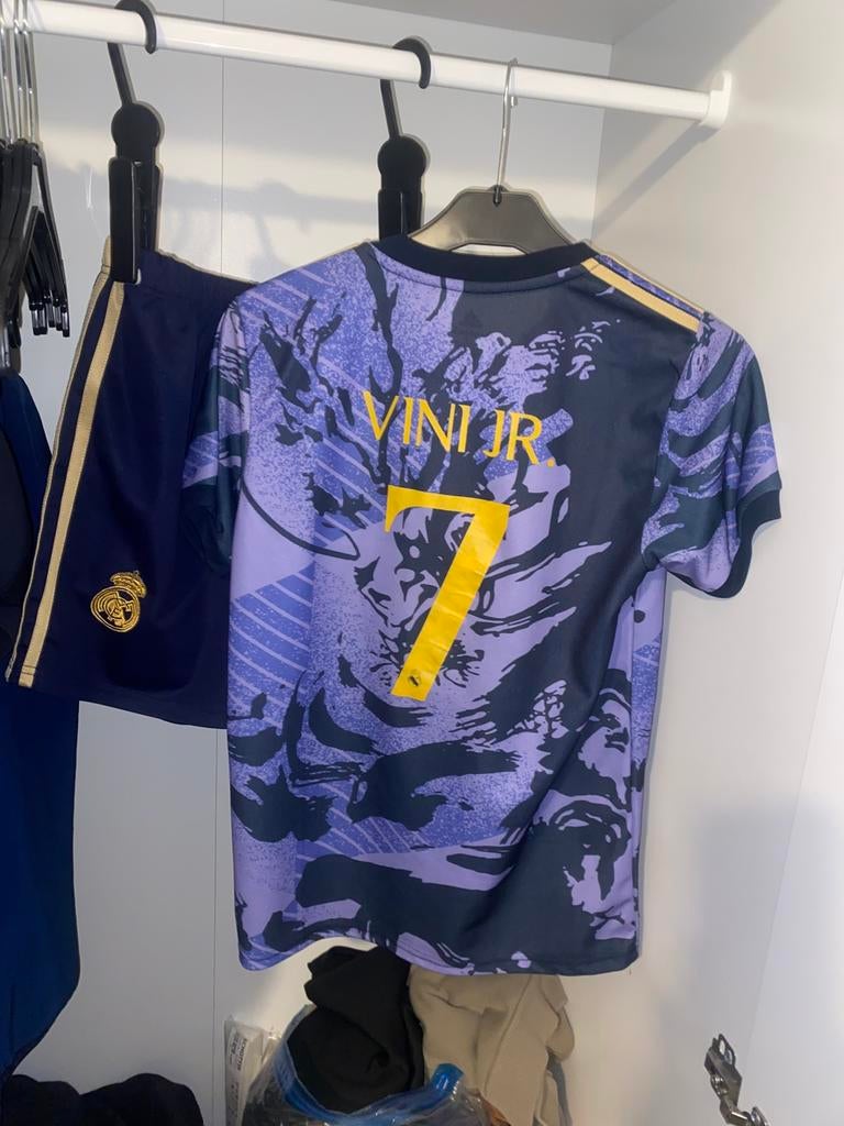 Real Madrid #7 Jersey Purple/Black Adidas – Size S, Sport en Fitness, Voetbal, Maat S, Ophalen of Verzenden, Zo goed als nieuw