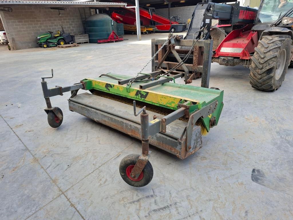 Borstelmachine, Ophalen