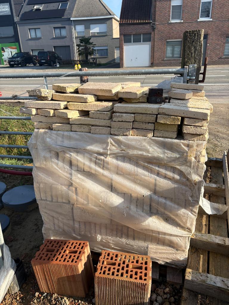 Linea 9001 gevelstenen 1 pak + extra stenen, Ophalen