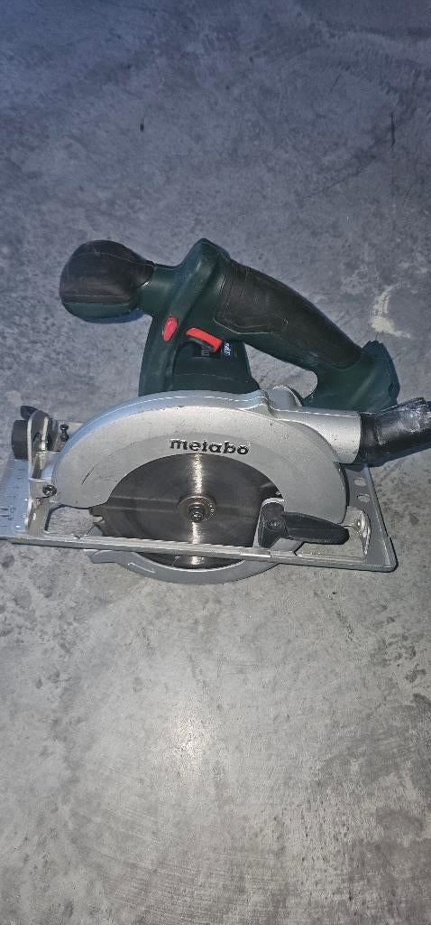 Cirkelzaag Metabo LTX, Ophalen, Cirkelzaag, 600 tot 1200 watt, Zo goed als nieuw