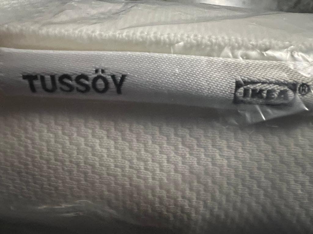 Topper Ikea Tussoy en mousse viscoélastique, état neuf, 90 cm, Matelas, Enlèvement, 200 cm