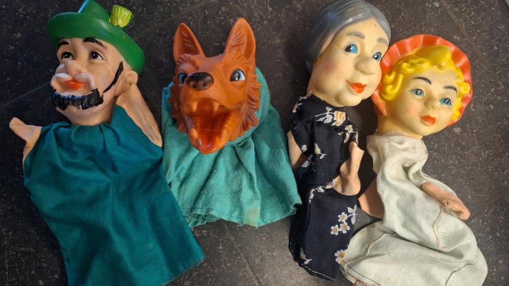 4 vintage handpoppen roodkapje, Hobby en Vrije tijd, Ophalen, Gebruikt