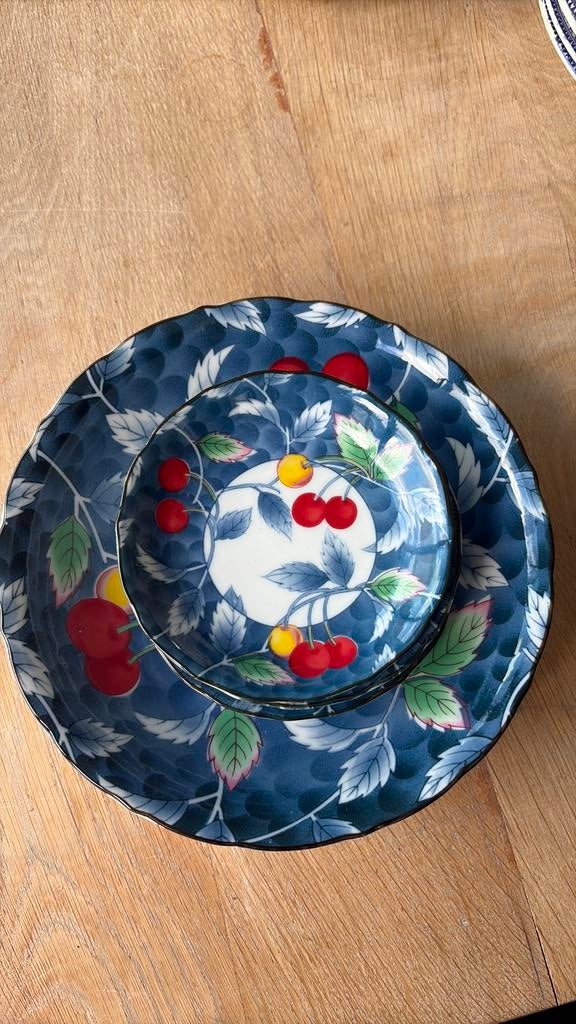 Bordjes om kersen te eten, Enlèvement