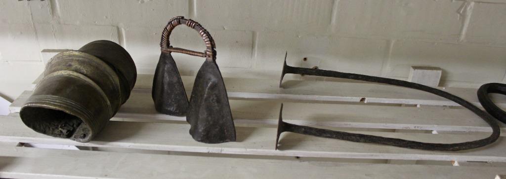 verzameling ijzerwerk en tribaal geld uit Kongo, Ophalen of Verzenden