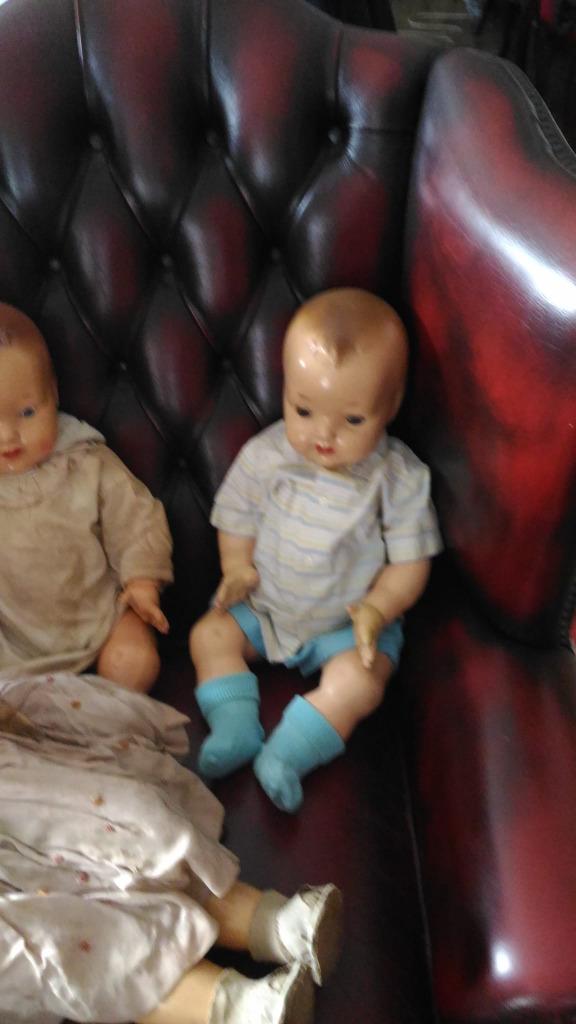 Poupée ancienne en composite, Enlèvement, Poupée