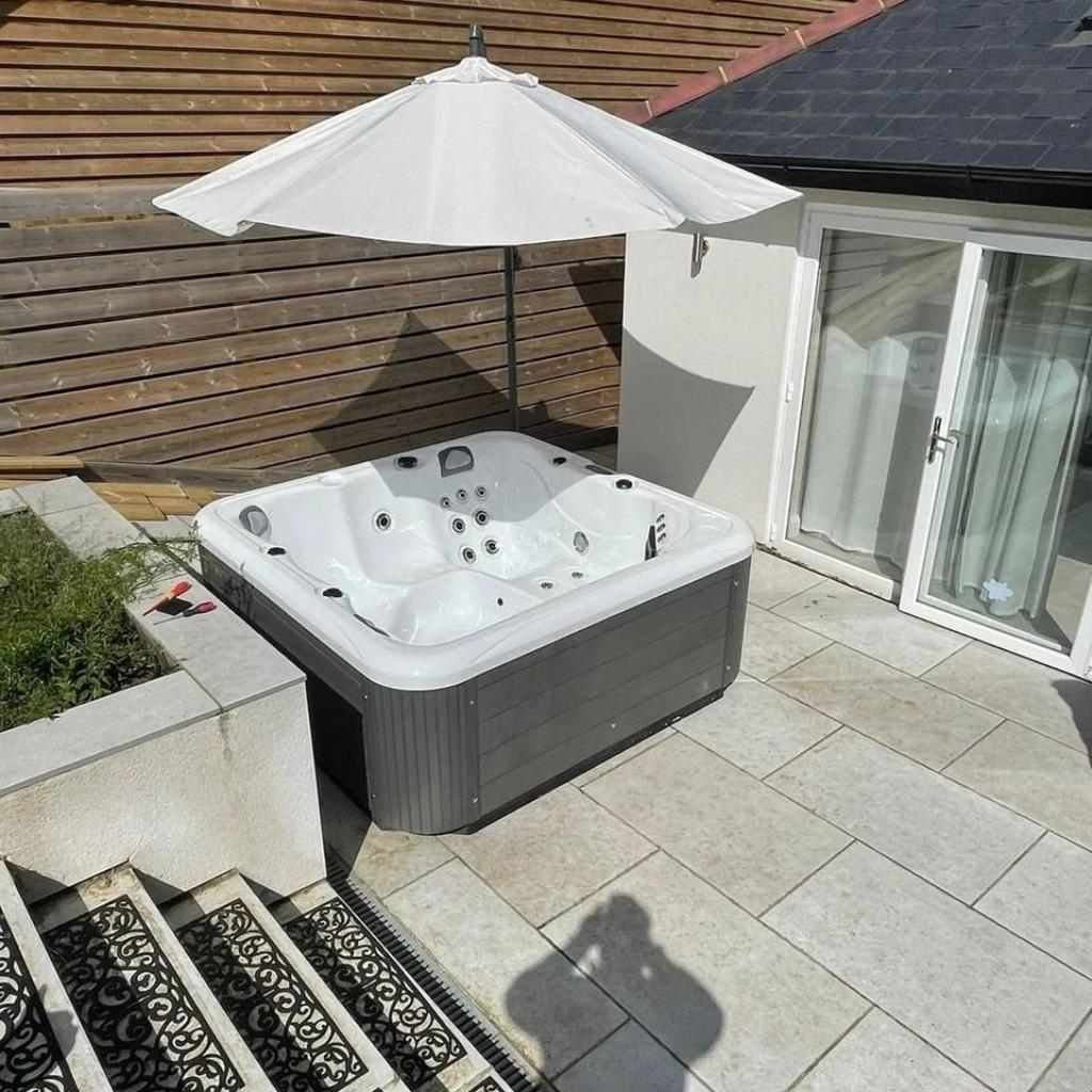 Nieuw 5-persoons jacuzzi💥op=op💦FULL OPTION💦€4999, Ophalen, Nieuw