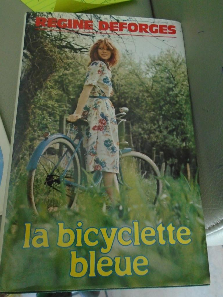 LA BICYCLETTE BLEUE REGINE DELFORGE / 1939-1942, Antiquités & Art, Enlèvement ou Envoi, REGINE DELFORGES