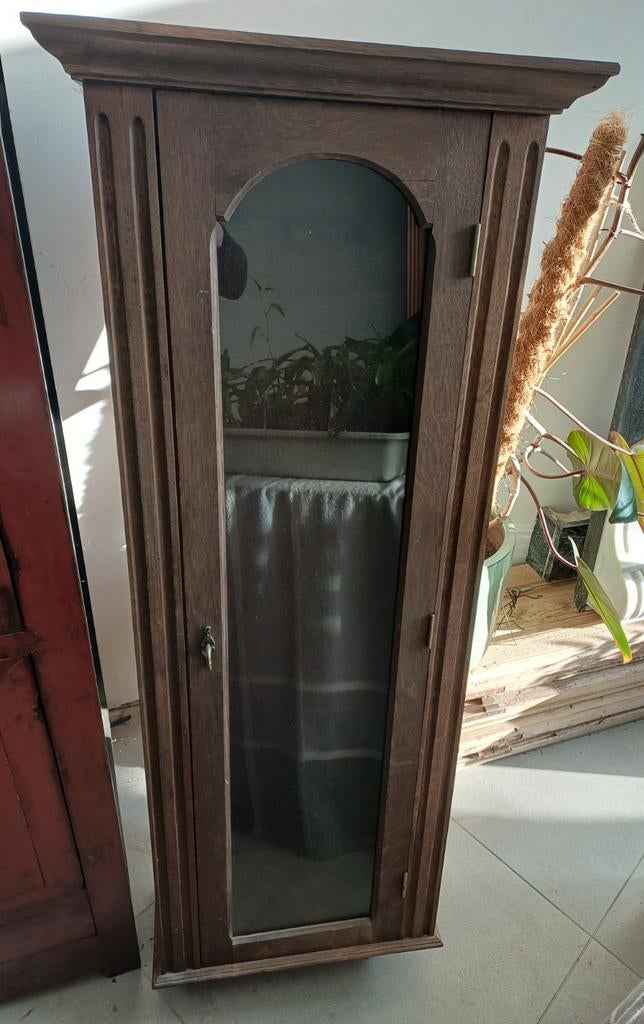 Étui à pistolet en chêne, Enlèvement, Chêne