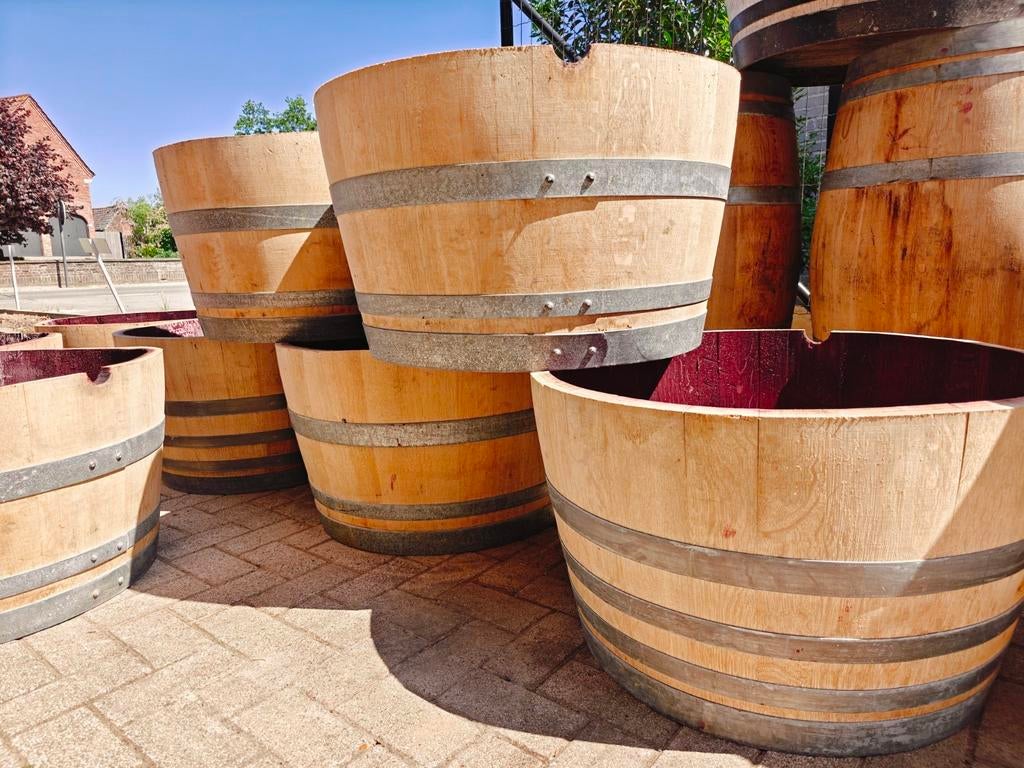 HALVE EIKEN WIJNTONNEN, Tuin en Terras, Regentonnen, Ophalen of Verzenden, Zo goed als nieuw