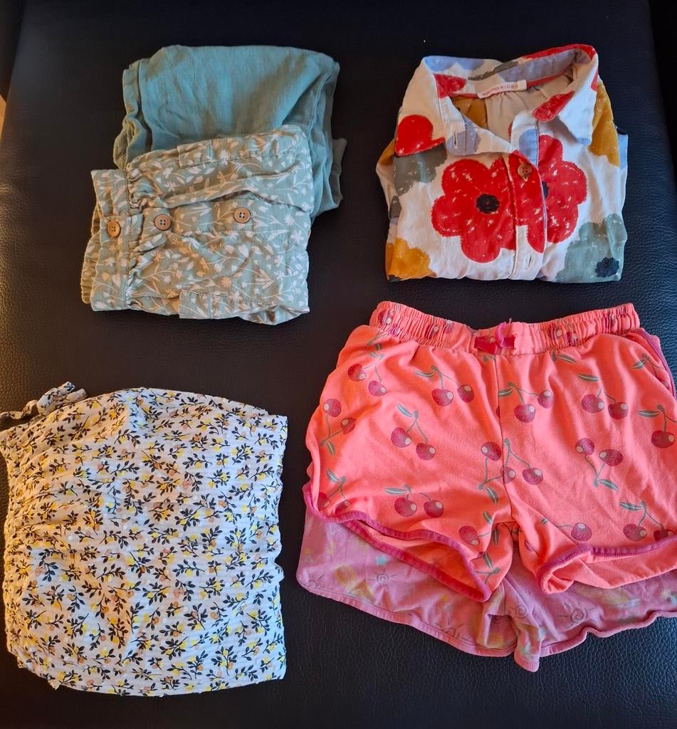 Lot de vêtements de fille pour l'été, Enlèvement