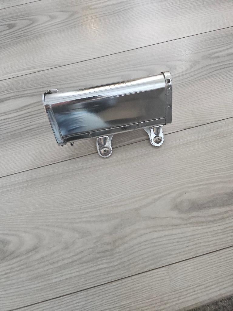 Boîte à outils chromée Suzuki Intruder 1400, Motos, Enlèvement ou Envoi