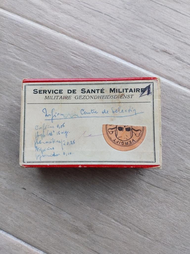 Belgisch medisch doosje wo2 ABBL 1940, Ophalen of Verzenden
