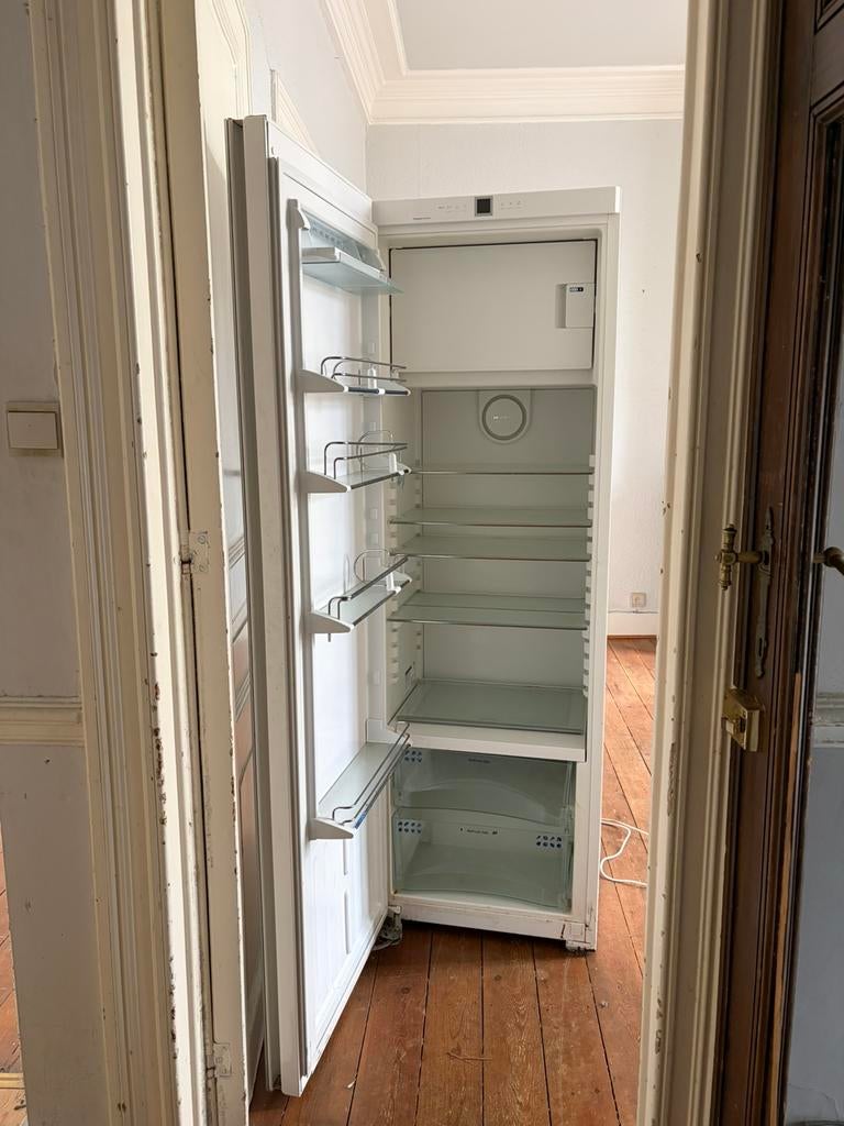 Frigo Liebherr, Classe énergétique A ou plus économe, Avec compartiment congélateur, 160 cm ou plus, Enlèvement