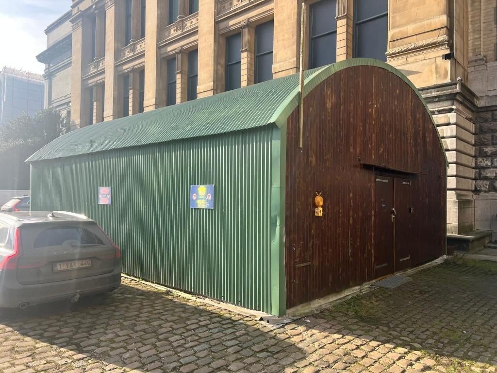 Crues d'eau 12 x 9 m, Enlèvement, Utilisé