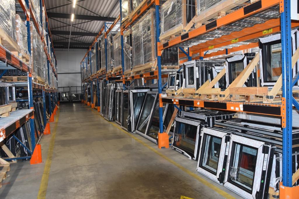 deuren, ramen, schuiframen 10.000/st uit stock leverbeer, Neuf, Enlèvement ou Envoi, Vitre comprise, 150 à 225 cm