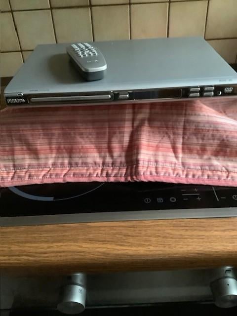 Philips dvd video speler + afstandsbediening 220 v 50 HZ 10w, Ophalen of Verzenden, Gebruikt