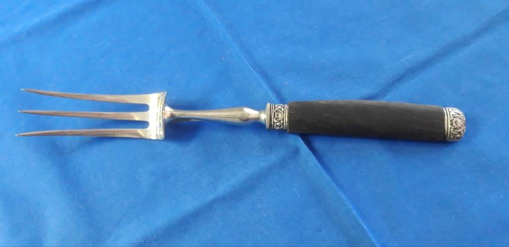 Antiek verzilverd vleesvork met zwart houten heft, Ophalen of Verzenden