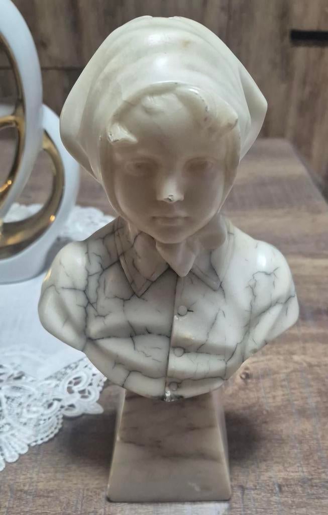 A vendre. buste ancien en albâtre ou en marbre blanc, Enlèvement ou Envoi, Statue, Blanc