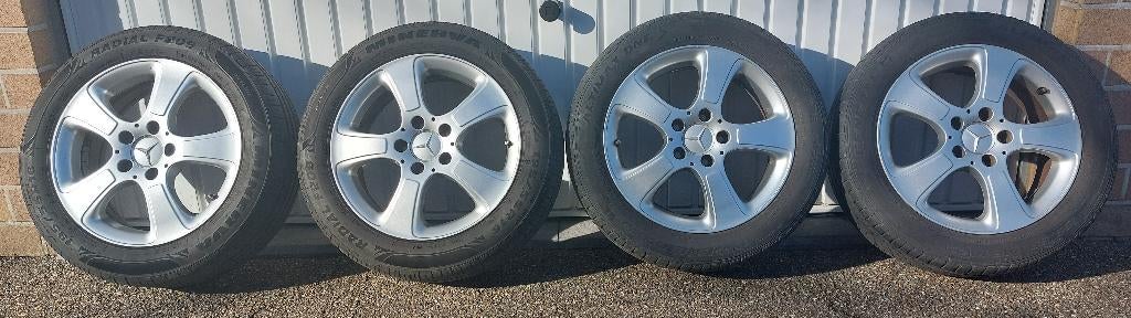 4 Aluminium velgen+zomerband Mercedes A-klasse (W169), Auto-onderdelen, Banden en Velgen, Ophalen, Gebruikt, 16 inch, Banden en Velgen
