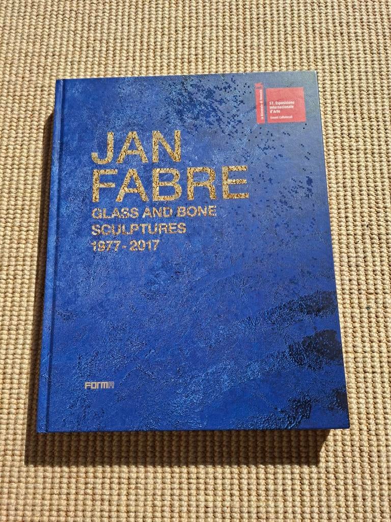 Kunstboek Jan Fabre, Ophalen