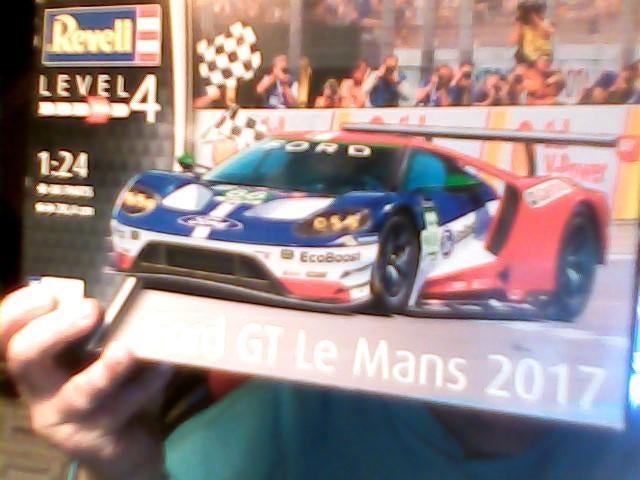 Présentation de la marque Ford GT Le Mans 2017, Hobby & Loisirs créatifs, Enlèvement, Neuf, Voiture, Revell