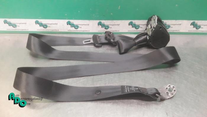 Veiligheidsgordel rechts-achter van een Volkswagen Polo (Pol, Auto-onderdelen, Gebruikt, -, Volkswagen, -