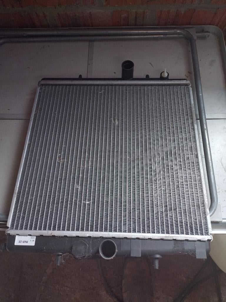 Nouveau radiateur Peugeot 206, Enlèvement, Peugeot