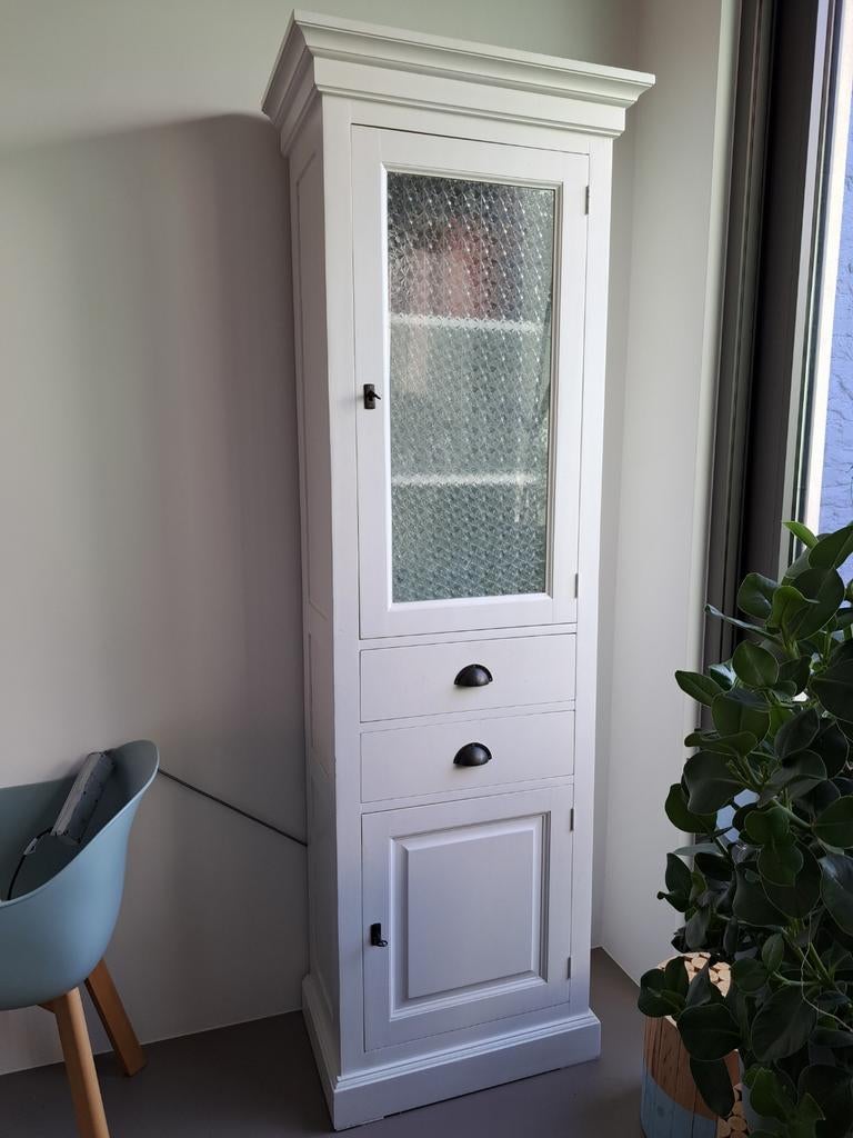 Antieke houten kast, Ophalen, Glas