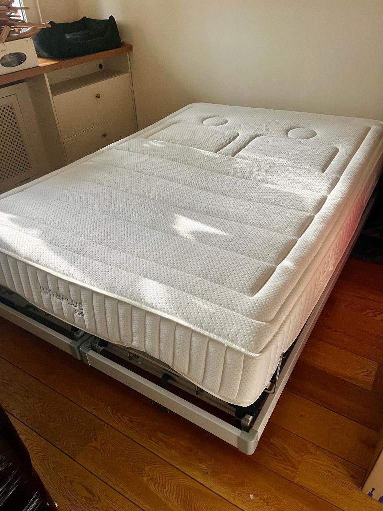 Quasi-nieuw kwaliteitsbed voor 2 personen (1m40), Ophalen, Bruin, Overige typen, Tweepersoons