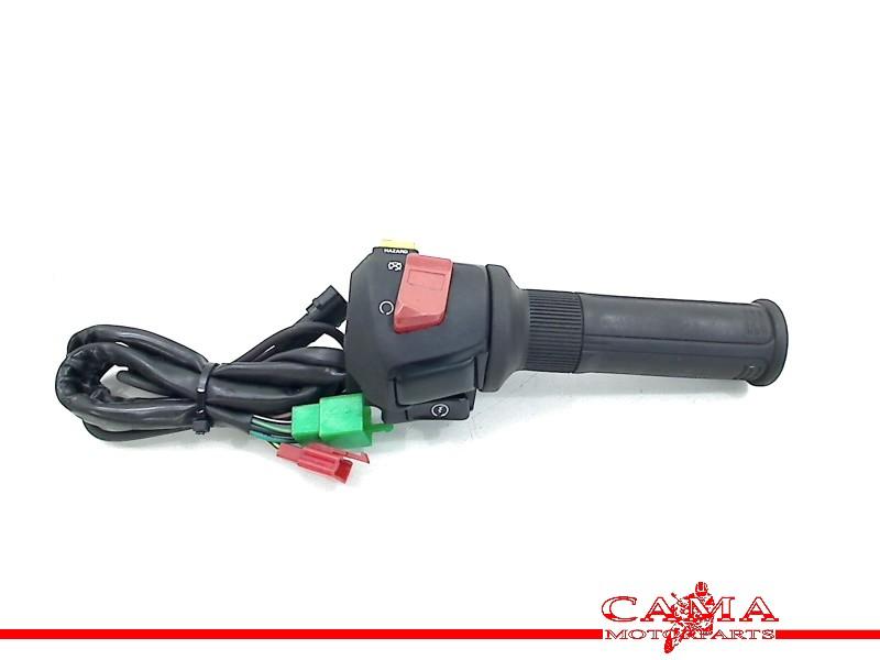 COMMUTATEUR DROIT Kymco X-Town 300 2016-2020 W11000, Dhr. S. di Majo, Utilisé, Info@cama-motorparts.nl, P.J. Troelstraweg 8 8
3144 CX  MAASSLUIS, NL