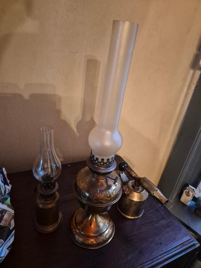 Lampes à huile + briquet, Enlèvement, Cuivre