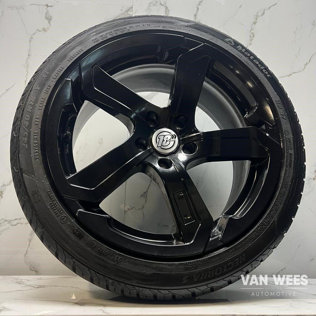 Audi A4 245/40/18 INCH Zomerset ️7MM, 18 inch, -, -, Banden en Velgen