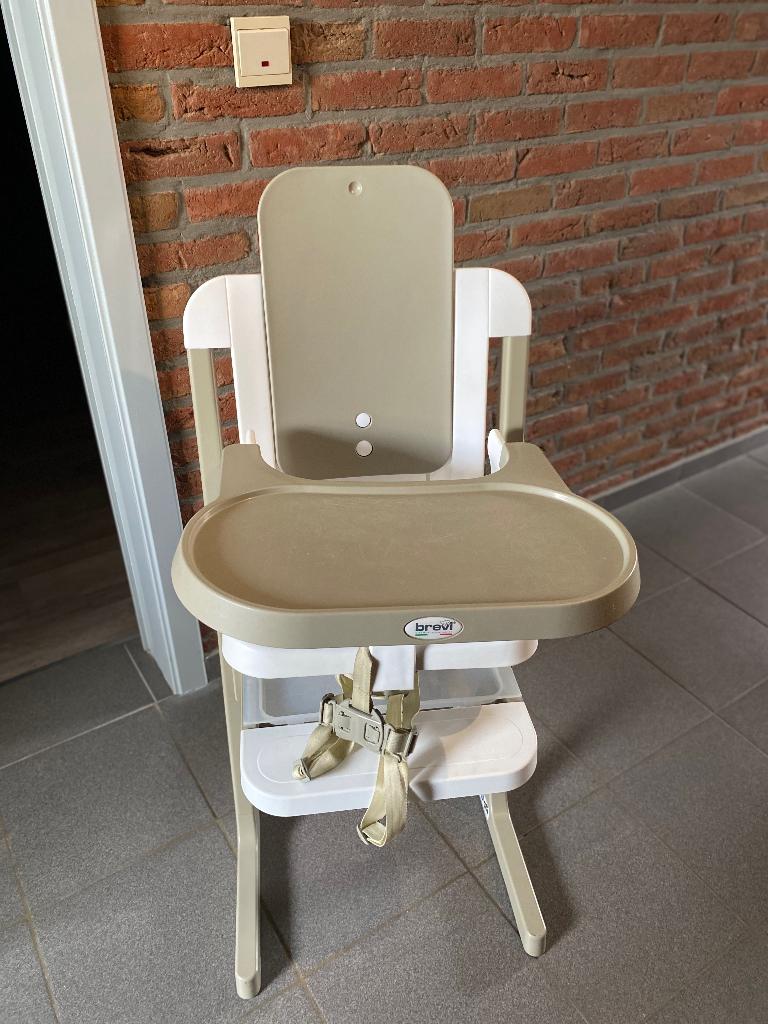 Eetstoel Brevi, Enfants & Bébés, Enlèvement, Utilisé, Chaise évolutive, Ceinture(s)