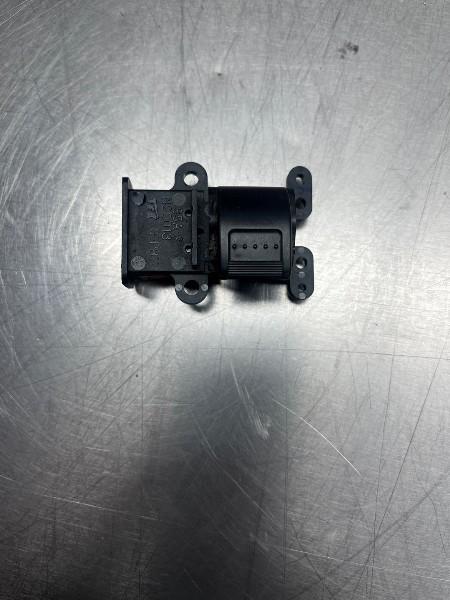 COMMUTATEUR VITRES ELECTRIQUES Civic (ES) (|S5AM20013|), Utilisé, Honda