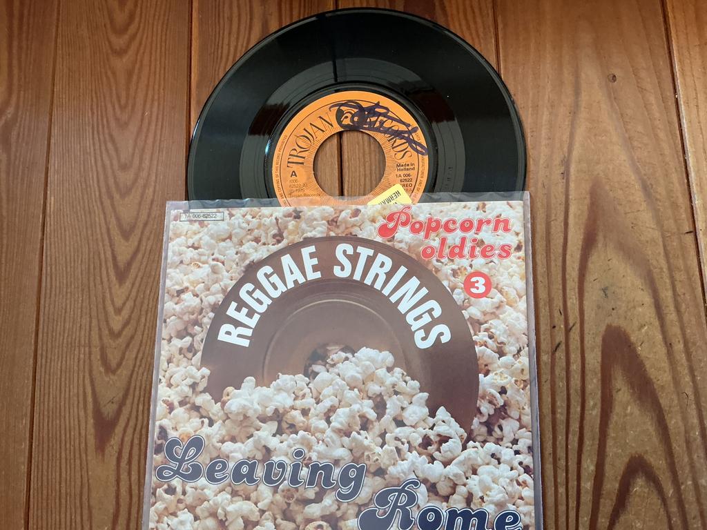 7” Reggae Strings/ emperor Rosko - leaving Rome, Cd's en Dvd's, Vinyl Singles, Ophalen of Verzenden, Gebruikt
