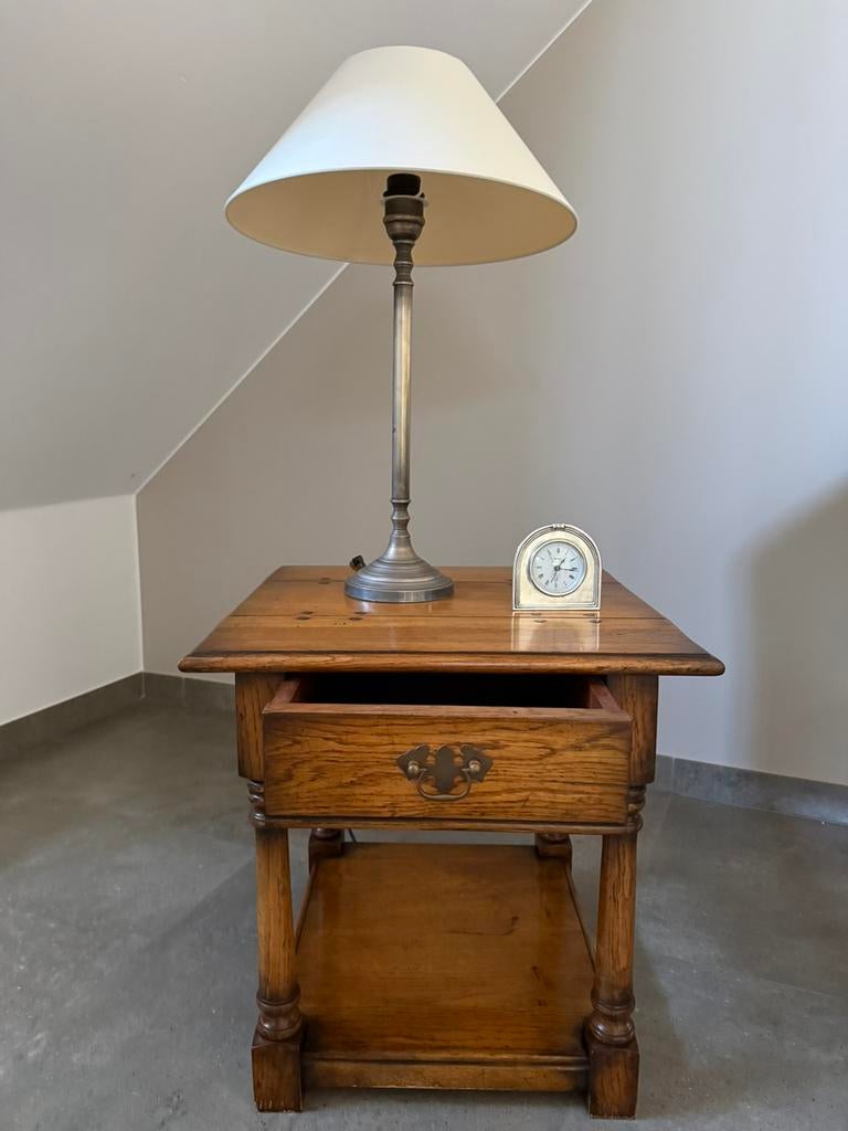 Bijzet tafeltje kerselaar, Ophalen