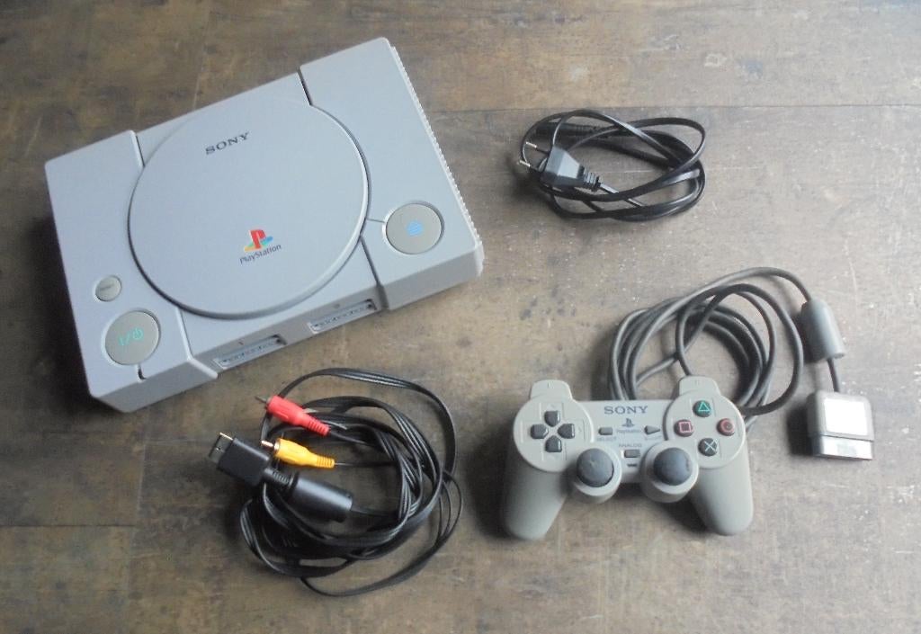 Sony PS1 spelconsole (zie foto's), Games en Spelcomputers, Spelcomputers | Sony PlayStation 1, Ophalen of Verzenden, Gebruikt