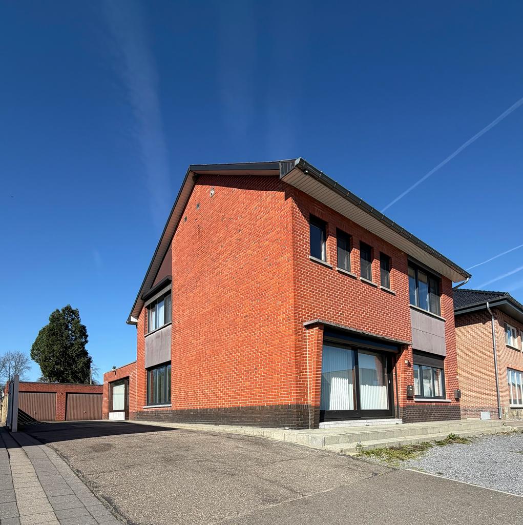 Te koop te Oudsbergen, 228 kWh/m²/an, Province de Limbourg, 500 à 1000 m², 210 m²