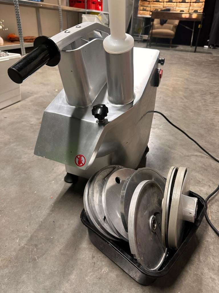 Groentensnijder+messen, Elektronische apparatuur, Overige elektronische apparatuur, Ophalen, Zo goed als nieuw