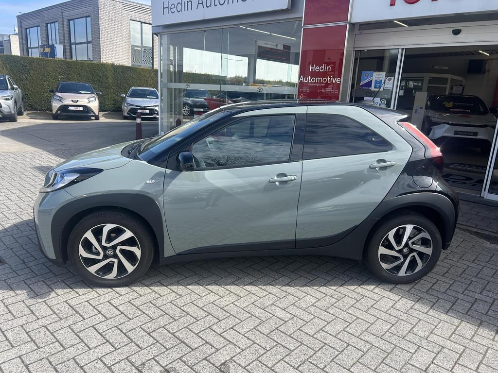 Toyota Aygo X 1.0 VVT-i Pulse CVT | Achteruitrijcamera | Nav, Autos, Toyota, Achat, Entreprise, 965 kg, Carnet d'entretien