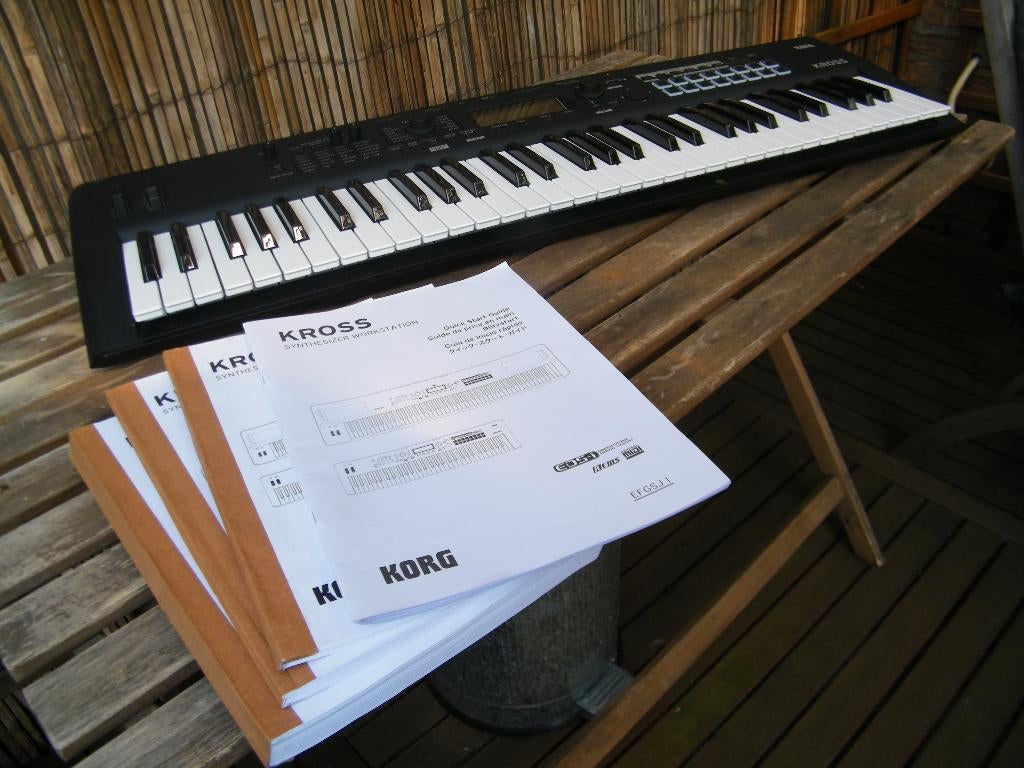 KORG KROSS 2, Enlèvement ou Envoi, Comme neuf, 61 touches, Korg