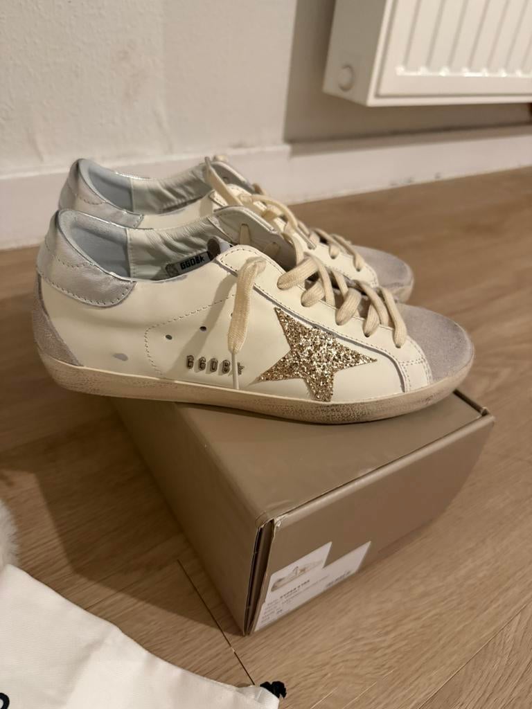 Golden goose, Enlèvement, Comme neuf