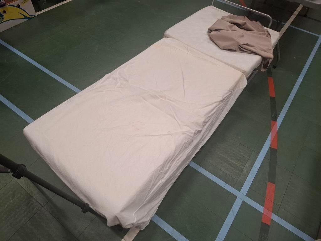 Plooibed 1 persoon met poeffunctie, Huis en Inrichting, Verstelbaar, Eenpersoons, 210 cm, Home