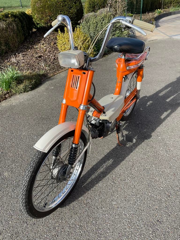 Honda amigo, Fietsen en Brommers, Brommers | Oldtimers, Ophalen