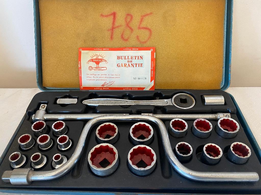 Coffret à douilles vintage de la marque DECO / VanaDeco., Enlèvement ou Envoi, Comme neuf