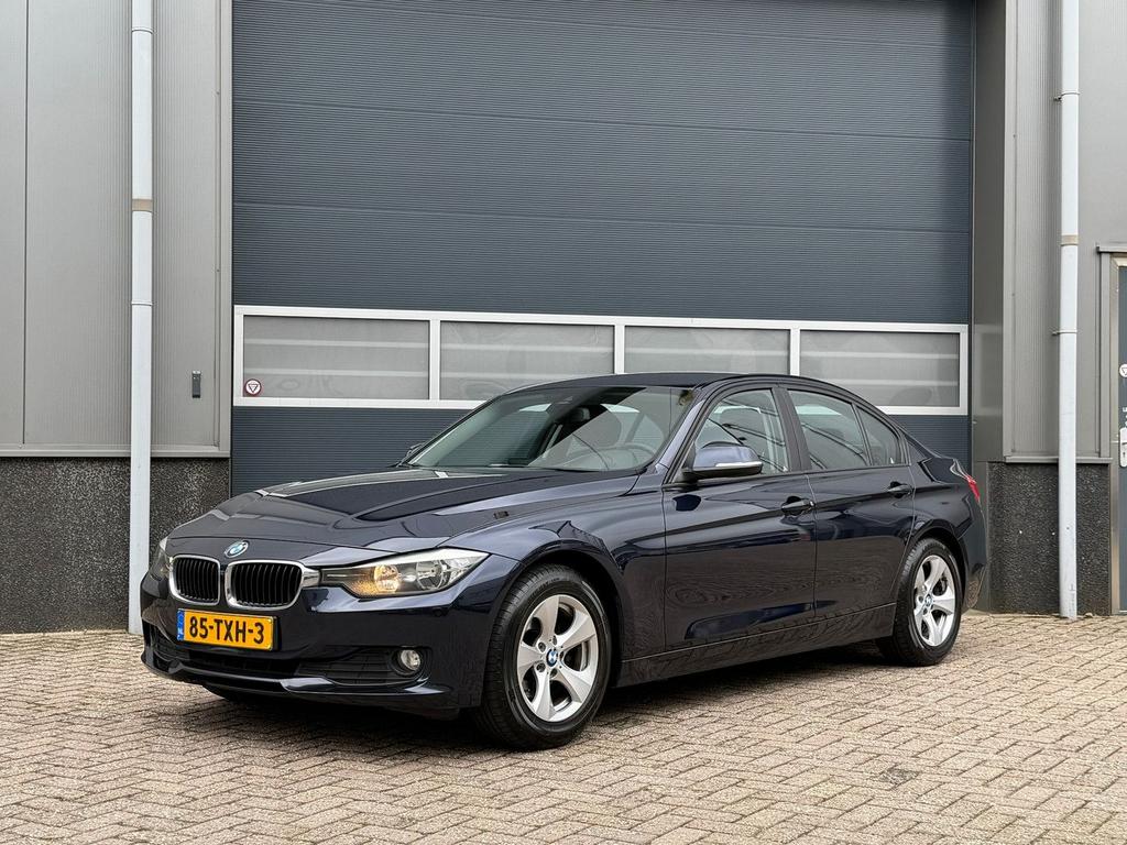 BMW 320 3-serie 320d EfficientDynamics Edition High Executiv, Autos, Achat, Automatique, Electronic Stability Program (ESP), Bleu