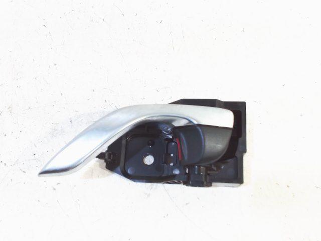 Portiergreep binnen links achter Mazda CX-5, Onderdelen@venauto.nl, Van der Ven Autorecycling B.V., Ettenseweg 76, 4706 PB Roosendaal, The Netherlands