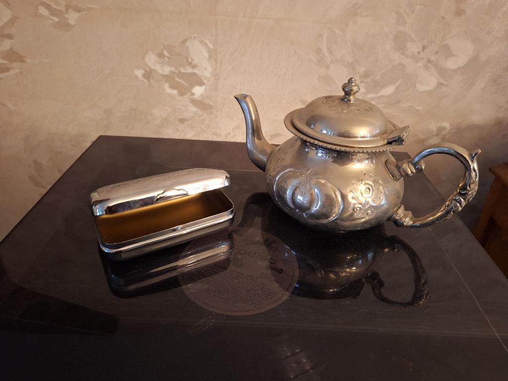 verzilverd theepotje en doosje in duits zilver, Antiek en Kunst, Ophalen